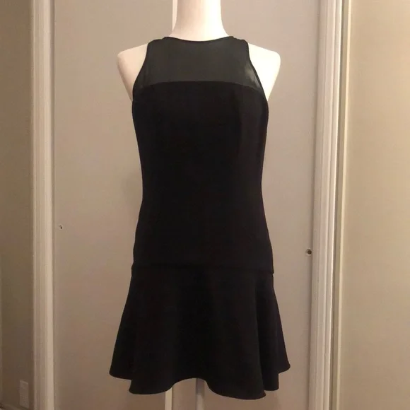 club monaco evening dresses Club Monaco Ceithan Dress in Silver Sage, Size 8 main image 0
